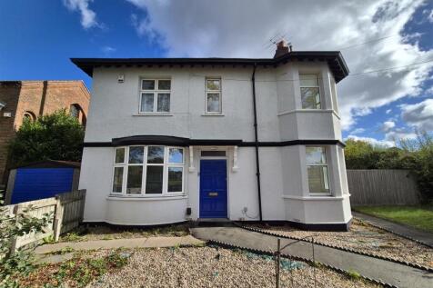 4 Bedroom Detached in CV2 4PQ