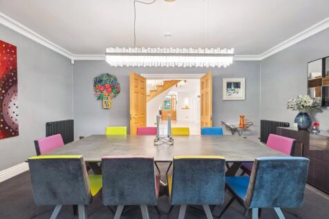 8 bed, 7 bath Detached in Glasgow - Photo 14