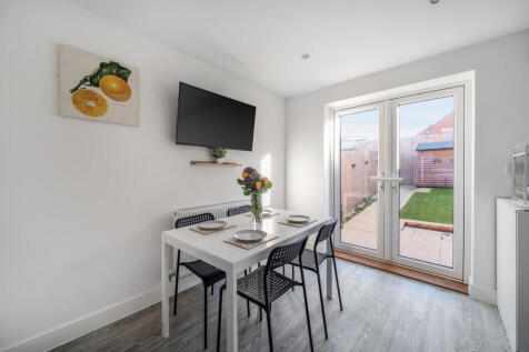 1383968-15-6926f9...