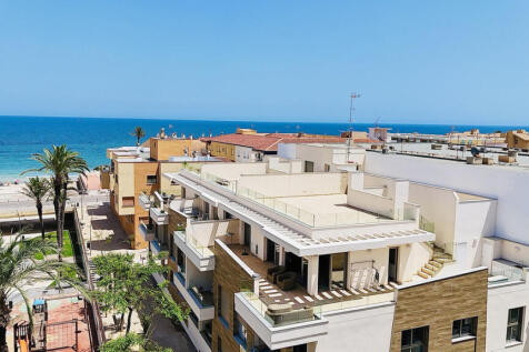 Torre de la Horadada 2 bed 2 bath Penthouse with sea views and next to the beach..