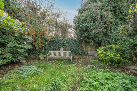 7c2070b5-b123-4b3...