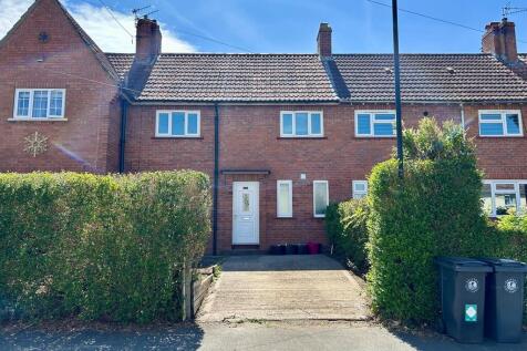 Berkeley Estates & Management are pleased to bring to market for rent this recently refurbished three bedroom terraced property on Wilton Close. The property is nestled within a quiet cul-de-sac just