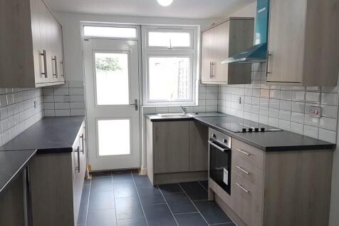 5 Bedroom Terraced in CV4 8EW