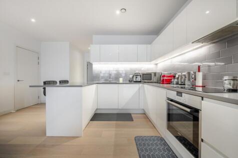 1401305-19-697279...