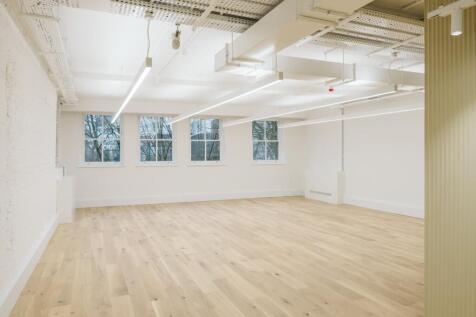 241220 18 Clerkenwell Close83.JPG