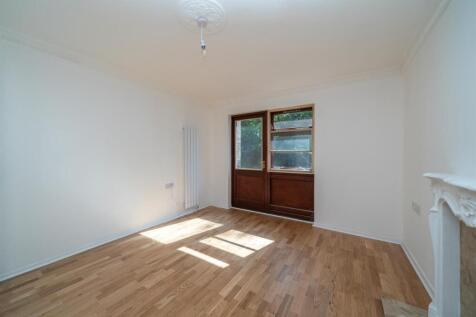 4-Beacon-House-06105.jpg