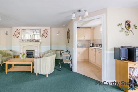 8689739-interior14.jpg