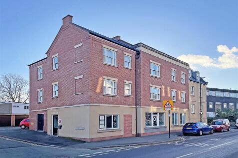 Longden Coleham 39, Flat 6 Front Shot 2022.jpg