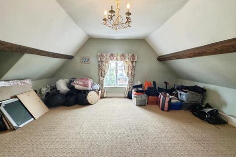 46c835b0--4450-A65A-AB33B637D476-66306-00001570EF9