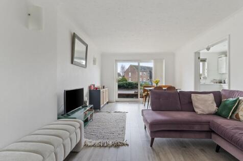 Living/dining room