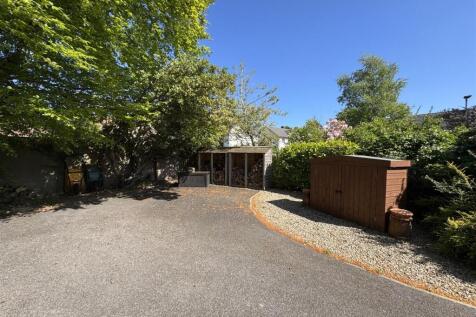 rear parking area.jpeg