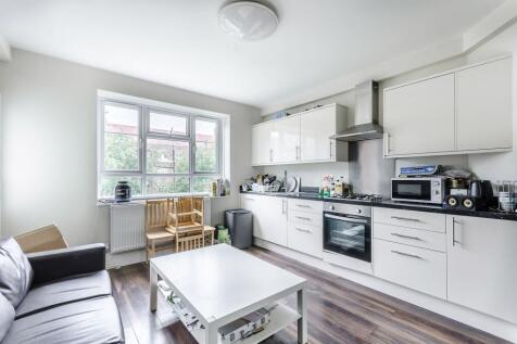ZERO DEPOSIT AVAILABLE. LONG LET. Well proportioned throughout this lovely third floor 4 bedroom flat boasts 2 bedrooms with en-suites, sleek open-plan kitchen and a private balcony.