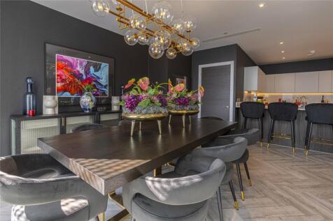 3 bed, 4 bath Penthouse in Manchester - Photo 4