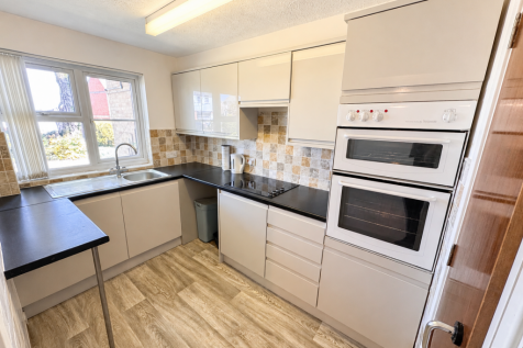 Fitted Kitchen