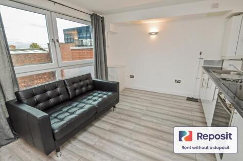 1 Bedroom Flat in M1 7DU