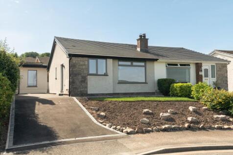 52 Hillswood Avenue