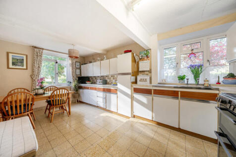 1359874-7-68d5791...