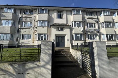 30 bed, 21 bath Block of Apartments in Birmingham - Photo 3