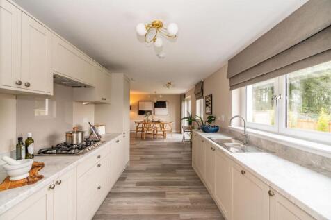 McArthur Kitchen2.jpg