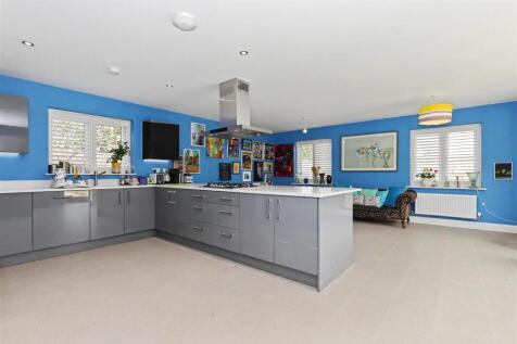 Kitchen - Dining Room 1.jpg