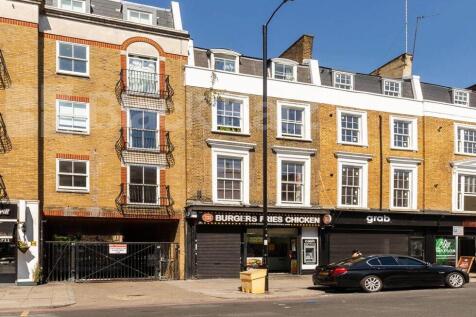 Spacious five nbsp;double bedroom house split over three floors in Camden Caledonian Road. Located within minutes to Caledonian Road Tube Station the property benefits from five nbsp;double bedrooms,