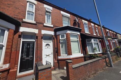 5 Bedroom House in WA2 7RL