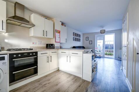 Kitchen to lounge area.jpg