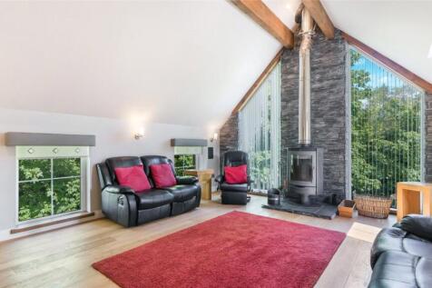 Upper Lounge