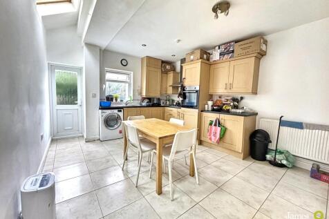 KITCHEN #1