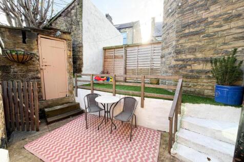 3 bed terrace, Steeton