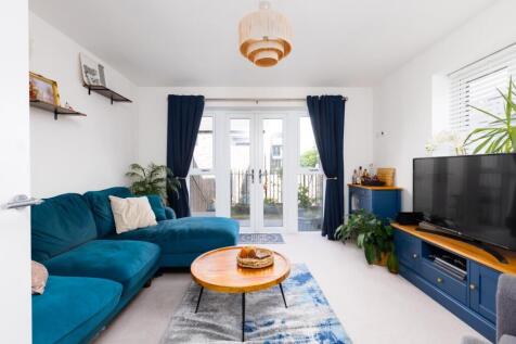 7 Pump House Close-23.jpg