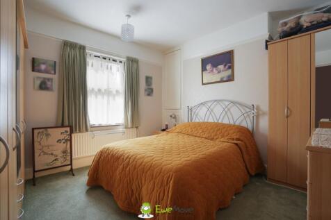 Estate Agent EweMove Scunthorpe Bedroom