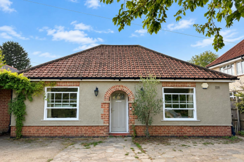 Bright Bungalow Facade in Daylight.png