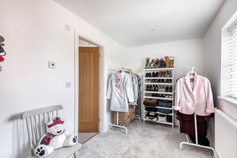 Bedroom dressing room