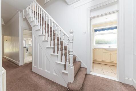 21 Sandhurst Road (4).jpg