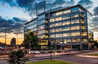 Office to rent in woodhouse