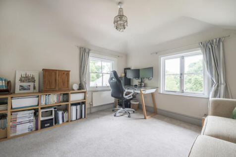 1299518-2-683585c...