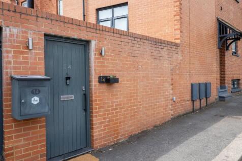 Private Entrance