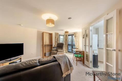 8674139-interior11.jpg