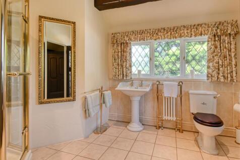 Hallonsford Cottage-04.jpg