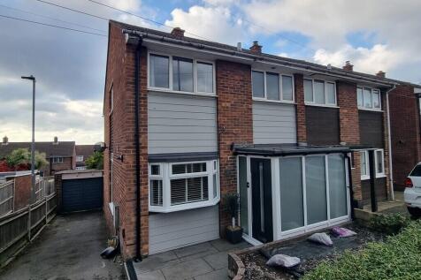3 Bedroom Semi-Detached in PO6 2BQ