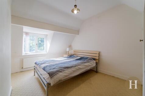 7 bed, 3 bath Detached in Birmingham - Photo 56