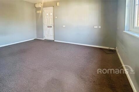 Living Area /Bedroom