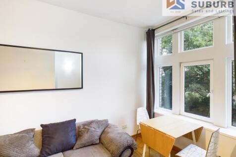 HG39FB Livingroom (2)