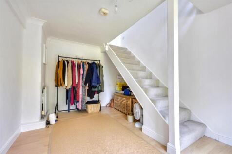 Dressing Room_3.jpeg