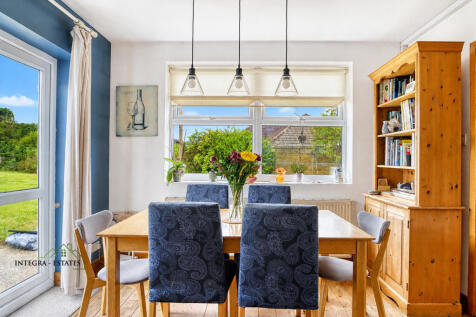 valley-cottage-green-street-green-dartford-dining-