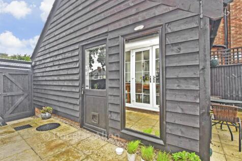 Workshop/Outbuildings