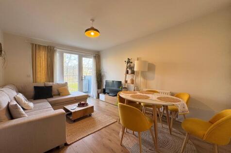 Lounge/dining area