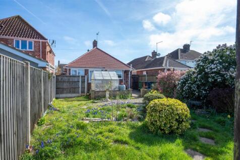 Rear of property 2.jpg