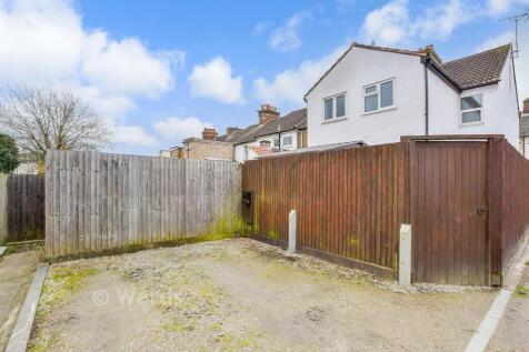 Driveway/Parking